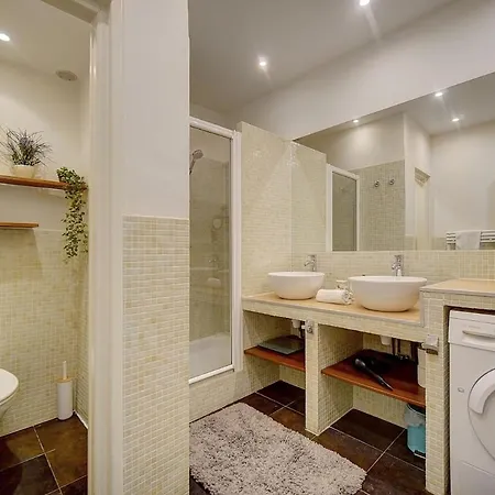 Beautiful 3-room In Carré D'or Cannes